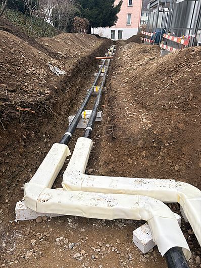 Fernwärme-Trassee im Graben